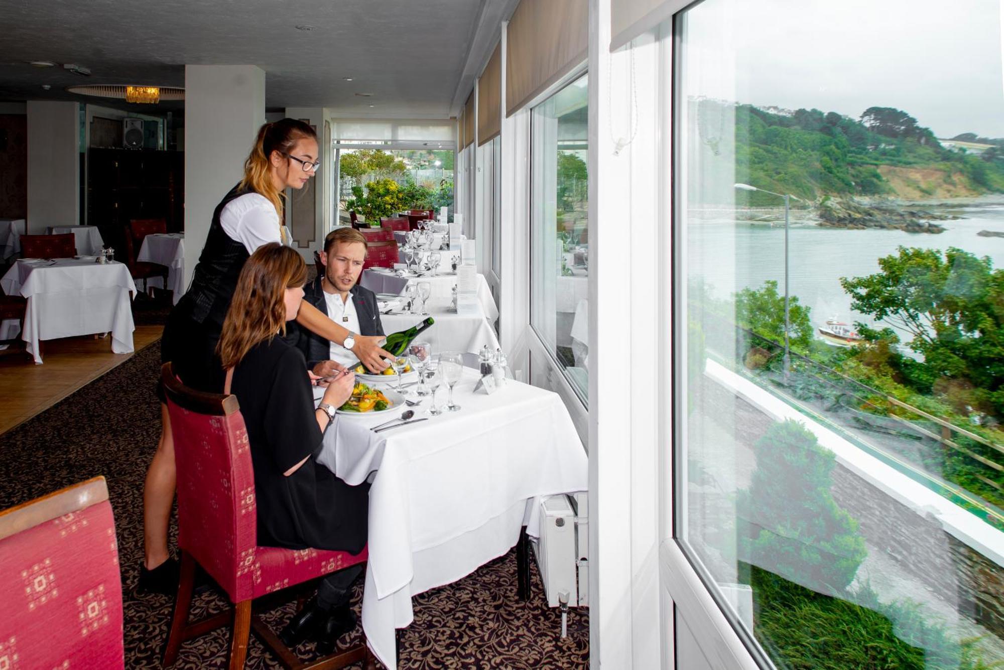 The Hannafore Point Hotel Looe Bagian luar foto