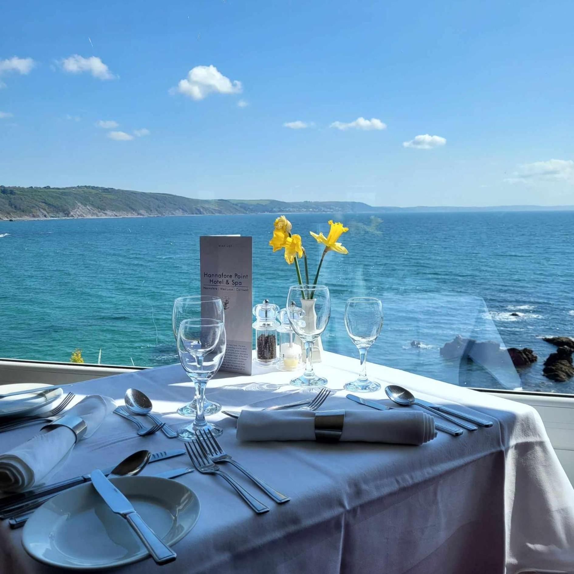 The Hannafore Point Hotel Looe Bagian luar foto